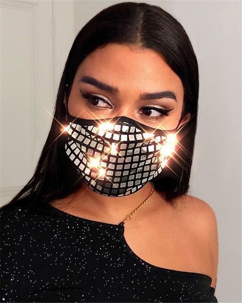 2020 fashion personality decorated two-layer golden silver red sequin lattice mask washable reusable protective face masks
2020 fashion personality decorated two-layer golden silver red sequin lattice mask washable reusable protective face masks
