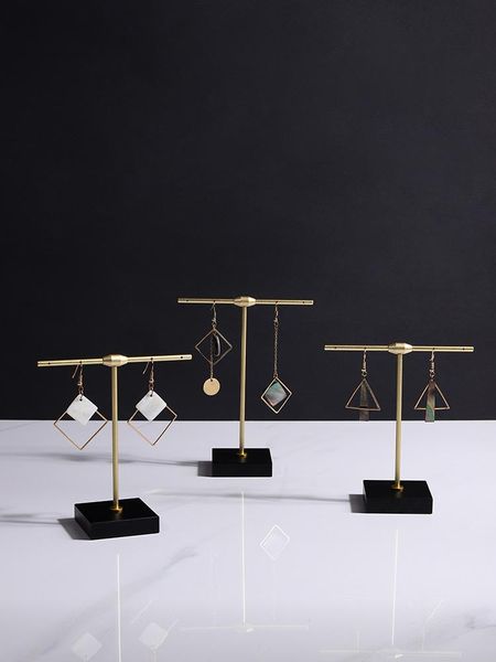 new fashion metal earrings display holder holes earrings display rack stand, Pink;blue
new fashion metal earrings display holder holes earrings display rack stand, Pink;blue