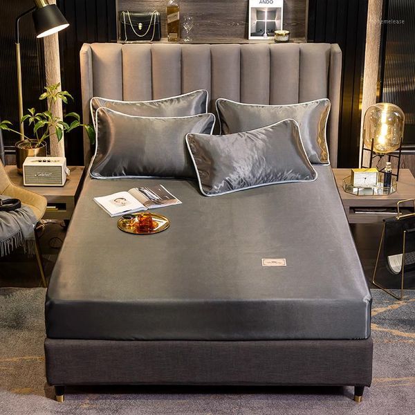 2/3pcs satin bed linen ice silk elastic fitted sheet home bedding set mattress protector & pillowcase plaid bedspreads for bed1
2/3pcs satin bed linen ice silk elastic fitted sheet home bedding set mattress protector & pillowcase plaid bedspreads for bed1