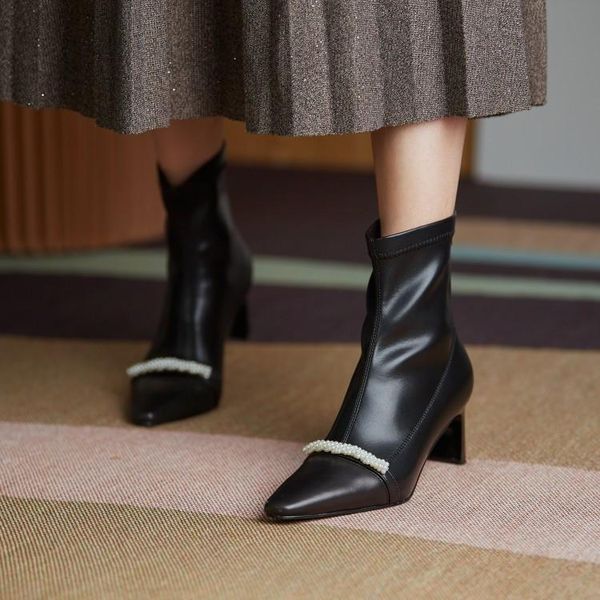 boots winter women 2021 genuine leather ankle pointy toe stiletto sheepskin, Black
boots winter women 2021 genuine leather ankle pointy toe stiletto sheepskin, Black