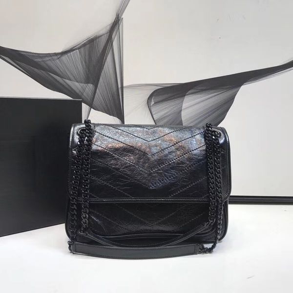 upgraded version of the classic shoulder bag 498894 the waxing effect is a bit like a motorcycle style super handsome delicate perfect
upgraded version of the classic shoulder bag 498894 the waxing effect is a bit like a motorcycle style super handsome delicate perfect