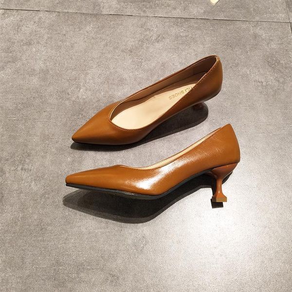 korean all match fashion work shoes woman pointed toe shallow brief office ladies pumps slip on solid leather thin high heels1, Black
korean all match fashion work shoes woman pointed toe shallow brief office ladies pumps slip on solid leather thin high heels1, Black