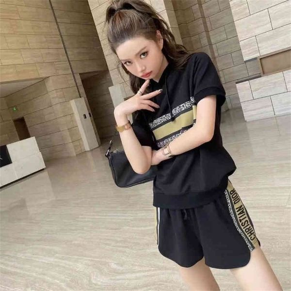 high version leisure sports hoodie suit women's high waist wide foot loose casual shorts two piece set, Gray
high version leisure sports hoodie suit women's high waist wide foot loose casual shorts two piece set, Gray