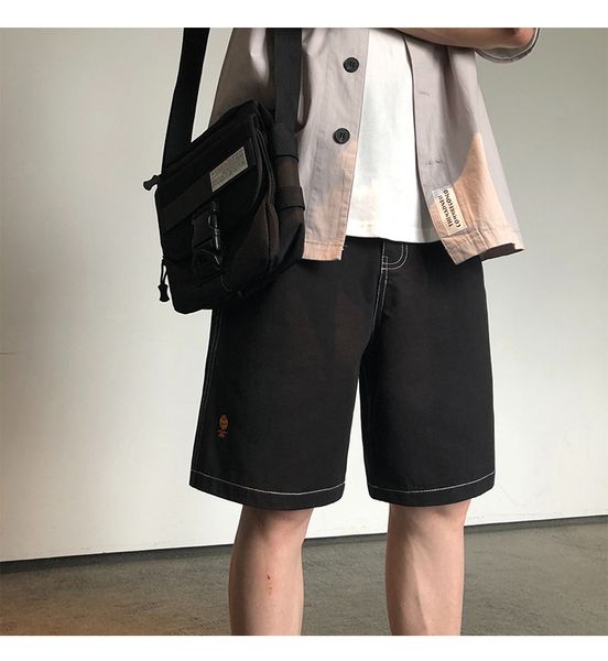 2020 summer new men's loose and versatile solid color small embroidery casual shorts for men, White;black
2020 summer new men's loose and versatile solid color small embroidery casual shorts for men, White;black