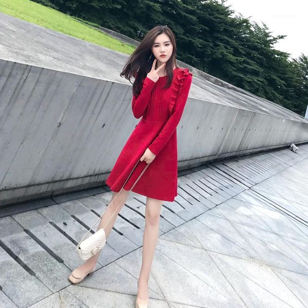 casual dresses 2021 autumn women dress ruffles full sleeve o-neck add collect waist 20 a word price red 52331, Black;gray
casual dresses 2021 autumn women dress ruffles full sleeve o-neck add collect waist 20 a word price red 52331, Black;gray