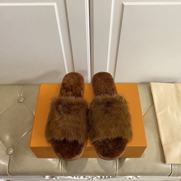 2021 new mink fur flat women men home slippers print slides indoor slippers with box size 35-45, Black
2021 new mink fur flat women men home slippers print slides indoor slippers with box size 35-45, Black