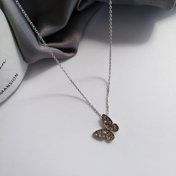 chains 2021 latest fashion trend clavicle chain beautiful butterfly pendant personality lady temperament inlaid zircon necklace, Silver
chains 2021 latest fashion trend clavicle chain beautiful butterfly pendant personality lady temperament inlaid zircon necklace, Silver