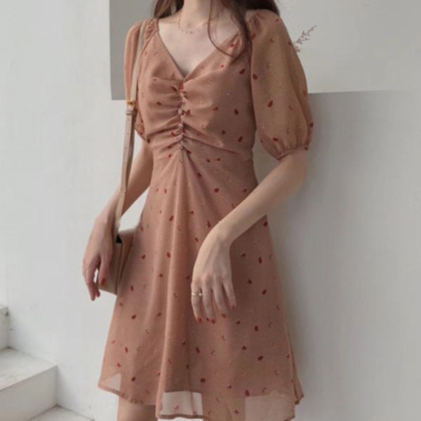 and waistband shows thin zhixun style immortal french minority platycodon grandiflorum temperament super fairy department sweet dress, Black;gray
and waistband shows thin zhixun style immortal french minority platycodon grandiflorum temperament super fairy department sweet dress, Black;gray