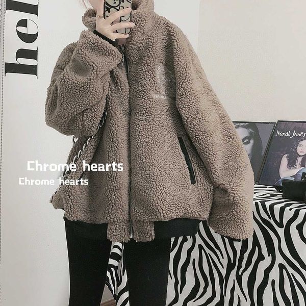 2020 new crosin cashmere thickened double-sided cotton padded jacket classic embroidery versatile, Black
2020 new crosin cashmere thickened double-sided cotton padded jacket classic embroidery versatile, Black