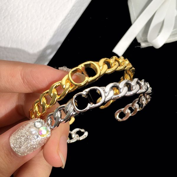 famous brand simple ladies c+d bracelet designer new classic titanium gold bracelet luxury jewelry women bangle bracelet with original box, Black
famous brand simple ladies c+d bracelet designer new classic titanium gold bracelet luxury jewelry women bangle bracelet with original box, Black