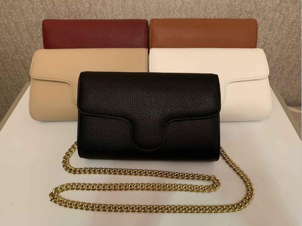 luxury designer bag handbag classic pattern material gold chain silver handbags trendy
luxury designer bag handbag classic pattern material gold chain silver handbags trendy
