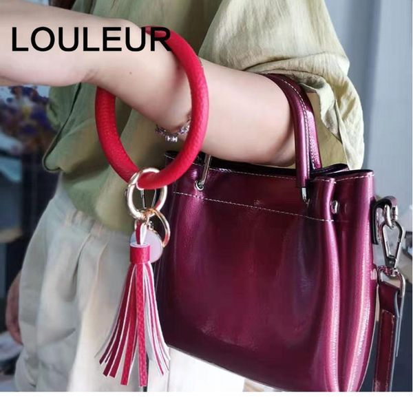 new fashion pu leather round key chain custom circle tassel wristlet bracelet keychains women girl key ring jewe jllofe
new fashion pu leather round key chain custom circle tassel wristlet bracelet keychains women girl key ring jewe jllofe