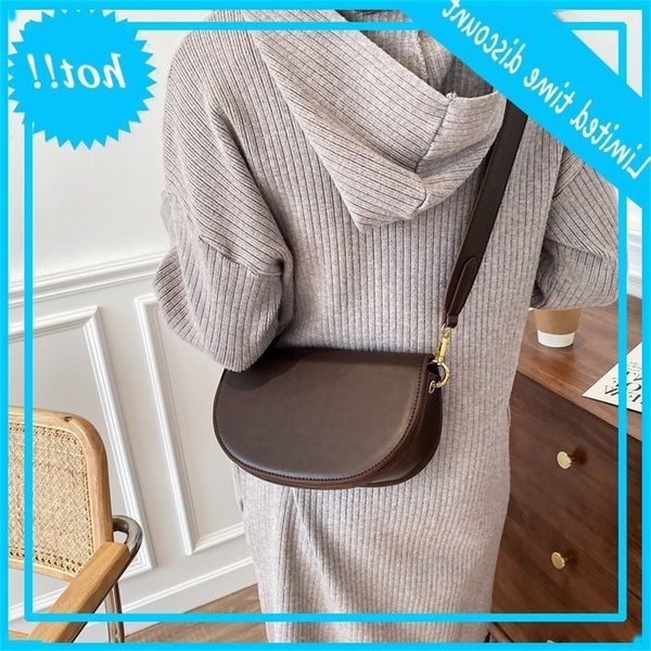 simple small new style temperament in autumn and winter 2020 red atmosphere saddle women's broadband messenger bag
simple small new style temperament in autumn and winter 2020 red atmosphere saddle women's broadband messenger bag