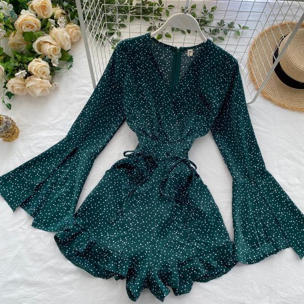 2020 summer beach style vacation women jumpsuits fashion dot flare sleeve high waist slim playsuits lacing bodysuits, Black;white
2020 summer beach style vacation women jumpsuits fashion dot flare sleeve high waist slim playsuits lacing bodysuits, Black;white
