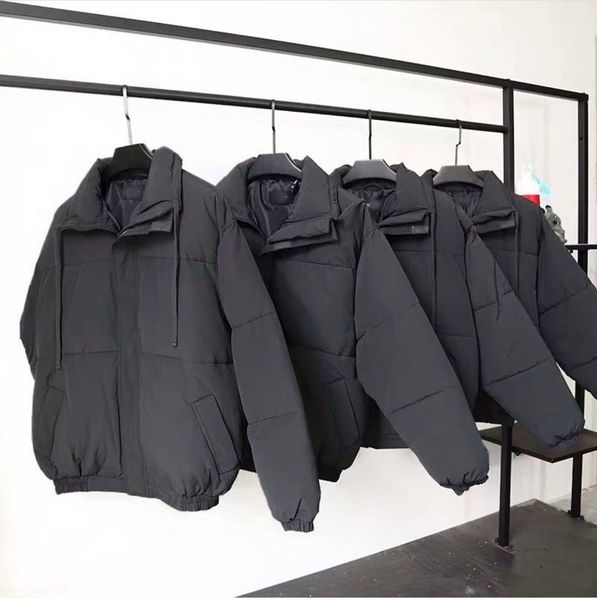 2020 high quality FEAR double line high street thick down padded jacket jacket, Black
2020 high quality FEAR double line high street thick down padded jacket jacket, Black