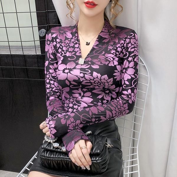 autumn women's hollow print velvet shirt v-neck slim fit long sleeve t shirt women plus size casual flower pullvoers, White
autumn women's hollow print velvet shirt v-neck slim fit long sleeve t shirt women plus size casual flower pullvoers, White