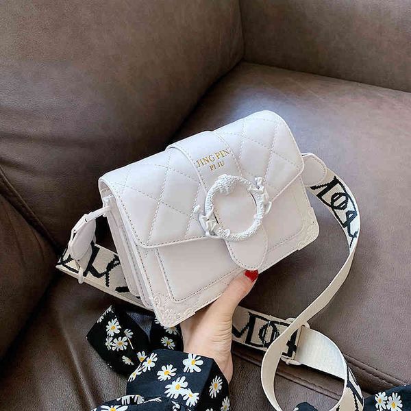 2022 factory outlet summer fresh bag women's fashion korean version net red simple and versatile texture single shoulder messenger smal
2022 factory outlet summer fresh bag women's fashion korean version net red simple and versatile texture single shoulder messenger smal