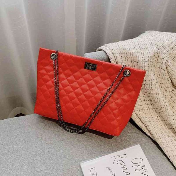 bags handbags embroidered thread women's 2021 spring and summer versatile messenger handbag large capacity lingge chain shoulder, Black;red
bags handbags embroidered thread women's 2021 spring and summer versatile messenger handbag large capacity lingge chain shoulder, Black;red