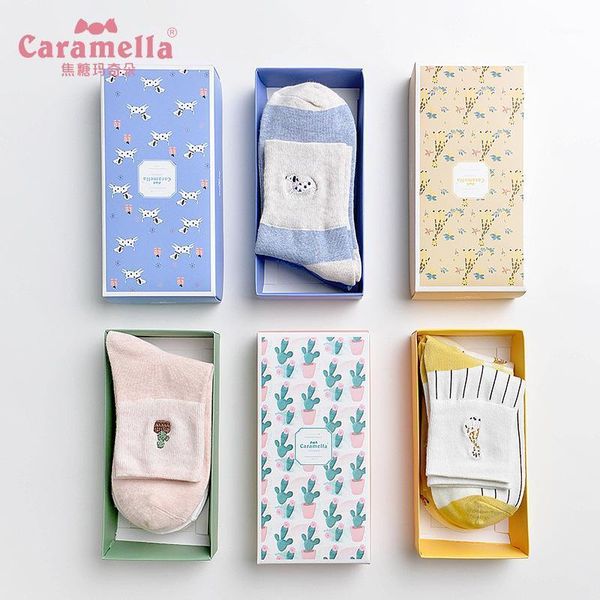 caramella 2020 3pairs/box fruit embroidery cotton lovely christmas warm cute cartoon socks women stretch style 515133-5153131, Black;white
caramella 2020 3pairs/box fruit embroidery cotton lovely christmas warm cute cartoon socks women stretch style 515133-5153131, Black;white