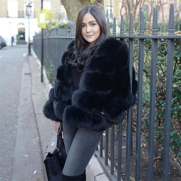 new women warm real fox fur coat short winter fur jacket outerwear natural blue fox fur coats for women promotion 201212, Black
new women warm real fox fur coat short winter fur jacket outerwear natural blue fox fur coats for women promotion 201212, Black