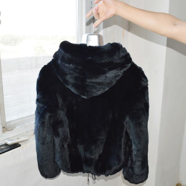 2020 new women winter warm soft quality real rex rabbit fur coat rex rabbit fur short jacket real rex rabbit fur hooded overcoat lj201204, Black
2020 new women winter warm soft quality real rex rabbit fur coat rex rabbit fur short jacket real rex rabbit fur hooded overcoat lj201204, Black
