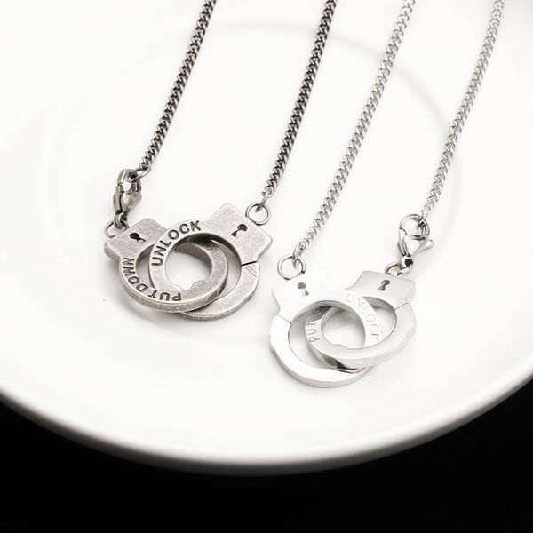 chokers handcuffs necklaces mens hip hop kpop necklace pendant couple stainless steel cuffs women fashion jewelry on the neck, Golden;silver
chokers handcuffs necklaces mens hip hop kpop necklace pendant couple stainless steel cuffs women fashion jewelry on the neck, Golden;silver