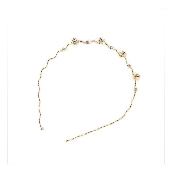 shuangr fashion retro hair bands for women wedding metal flower butterfly hair headbands girls bride accessories1, Golden;silver
shuangr fashion retro hair bands for women wedding metal flower butterfly hair headbands girls bride accessories1, Golden;silver