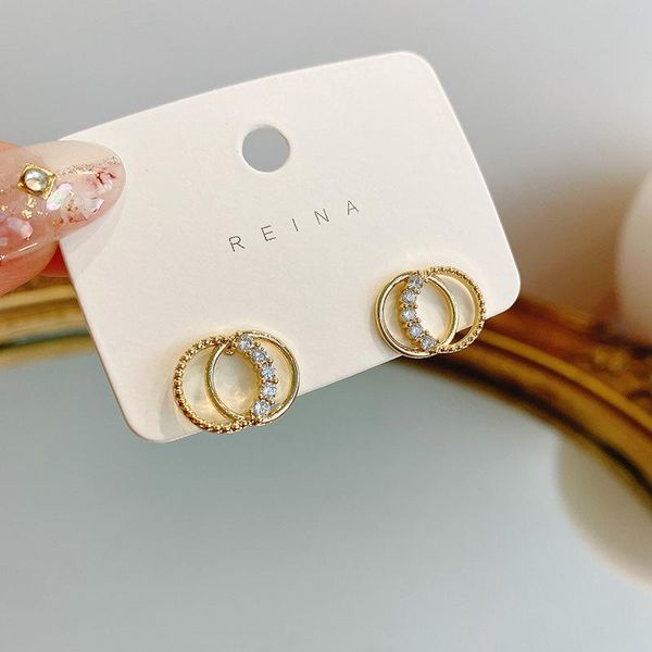 2021 new korean classic simple round crystal stud earrings for women circle geometric gold color metal party pendiente, Golden;silver
2021 new korean classic simple round crystal stud earrings for women circle geometric gold color metal party pendiente, Golden;silver