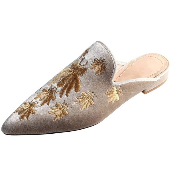 2021 the new women's backless slip moccasins embroidered apartments comfort mule slippers fashion leisure shoes hcyn, Black
2021 the new women's backless slip moccasins embroidered apartments comfort mule slippers fashion leisure shoes hcyn, Black