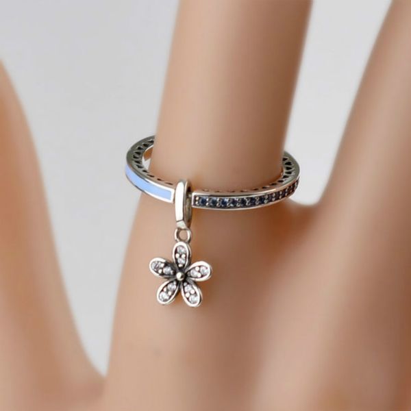 2021 new 100% sterling silver 2018 new zircon dazzling daisy ring ladies fashion pendants rings, Slivery;golden
2021 new 100% sterling silver 2018 new zircon dazzling daisy ring ladies fashion pendants rings, Slivery;golden