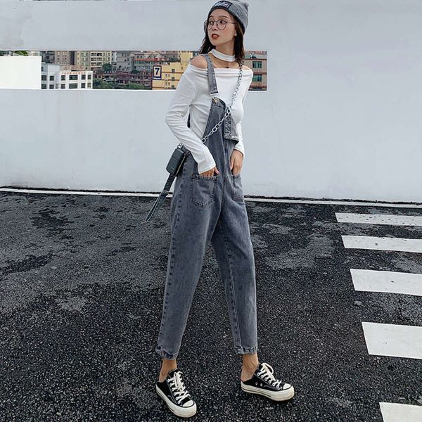 autumn 2020 new pants women's loose korean casual harlem capris high waist strap jeans, Blue
autumn 2020 new pants women's loose korean casual harlem capris high waist strap jeans, Blue