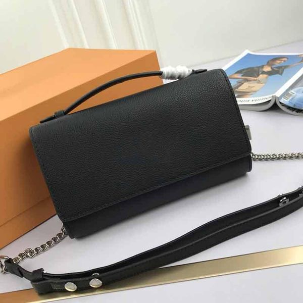 m56088 made in real leather clutch purse handbag bag woman bag shoulder bag serial number insid
m56088 made in real leather clutch purse handbag bag woman bag shoulder bag serial number insid