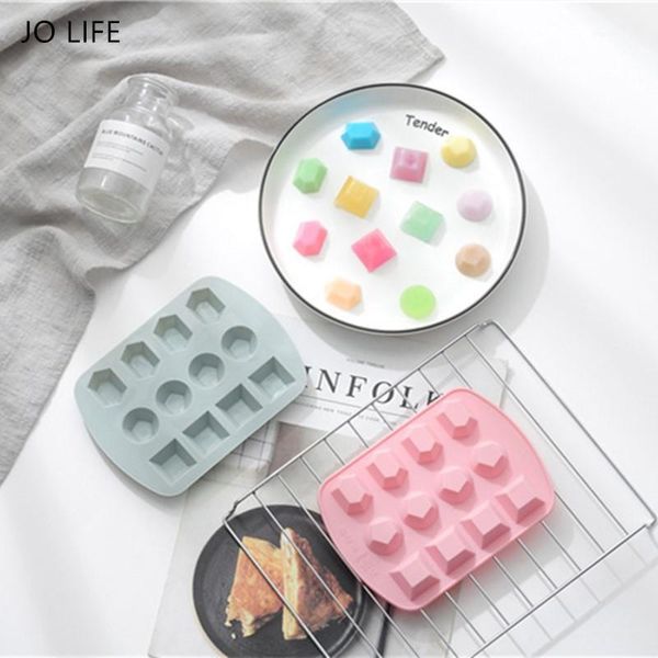 jo life 3d diamond gem ice cube cake decoration tool geometry fondant chocolate candy mold silicone mould1
jo life 3d diamond gem ice cube cake decoration tool geometry fondant chocolate candy mold silicone mould1