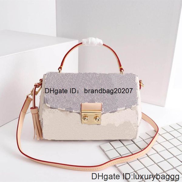 croisette 2019 new handbag women fashion designer plaid surface high-quality leather office clip shoulder bag, Black;red
croisette 2019 new handbag women fashion designer plaid surface high-quality leather office clip shoulder bag, Black;red