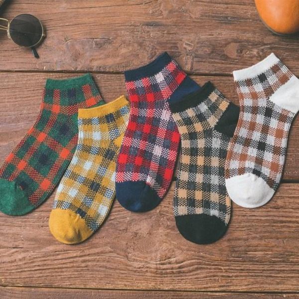 spring and summer 2020 new small square check cotton women socks double needle double way women socks cotton boat invisibl, Black;white
spring and summer 2020 new small square check cotton women socks double needle double way women socks cotton boat invisibl, Black;white