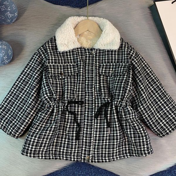 the world's selling original single french girl plus velvet thick lapel jacket classic plaid design to keep warm, Blue;gray
the world's selling original single french girl plus velvet thick lapel jacket classic plaid design to keep warm, Blue;gray