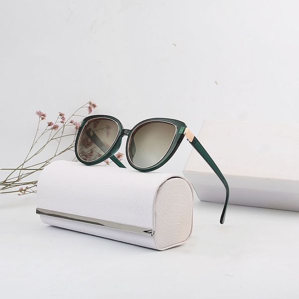 fashionable women's sunglasses personalized full frame glasses fashion matching with fashionable sunglasses 5color, White;black
fashionable women's sunglasses personalized full frame glasses fashion matching with fashionable sunglasses 5color, White;black