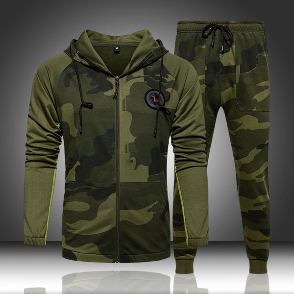 camo men tracksuit hooded outerwear hoodie set 2 pieces autumn sporting male fitness camouflage sweatshirts jacket + pants sets 201201, Gray
camo men tracksuit hooded outerwear hoodie set 2 pieces autumn sporting male fitness camouflage sweatshirts jacket + pants sets 201201, Gray