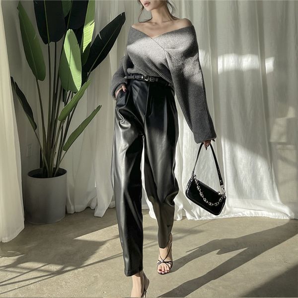 2021 new autumn winter fashions cool all-match three colors of vintage high waist plutonium leather for streetwear women's pants z4aw, Black;white
2021 new autumn winter fashions cool all-match three colors of vintage high waist plutonium leather for streetwear women's pants z4aw, Black;white