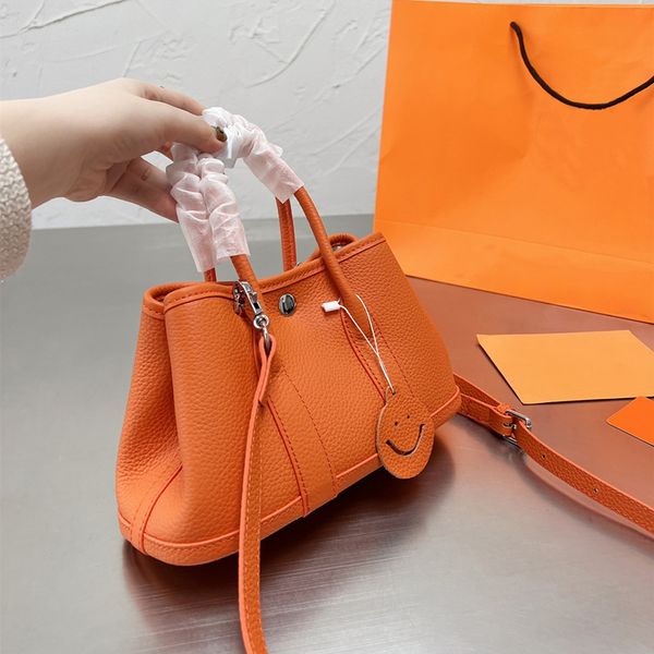 designers bags womens shoulder crossbody bag mini full-grain litchi pattern cowhide genuine leather handbag messenger shopping totes handbag
designers bags womens shoulder crossbody bag mini full-grain litchi pattern cowhide genuine leather handbag messenger shopping totes handbag