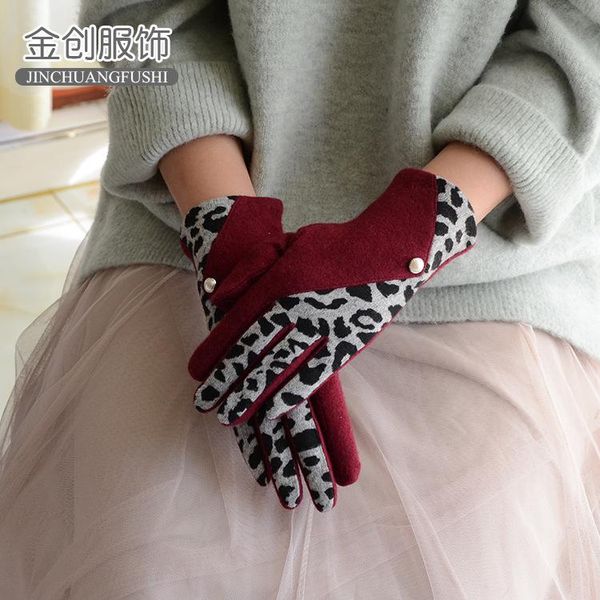 five fingers gloves thin leopard grain splicing women' cashmere touch screen warm points riding winter men pink, Blue;gray
five fingers gloves thin leopard grain splicing women' cashmere touch screen warm points riding winter men pink, Blue;gray
