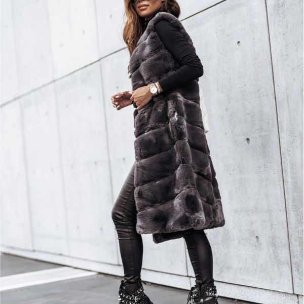 woman jacket 2020 new fashion style warm winter long round collar fur overcoat women lbd9978, Black;brown
woman jacket 2020 new fashion style warm winter long round collar fur overcoat women lbd9978, Black;brown
