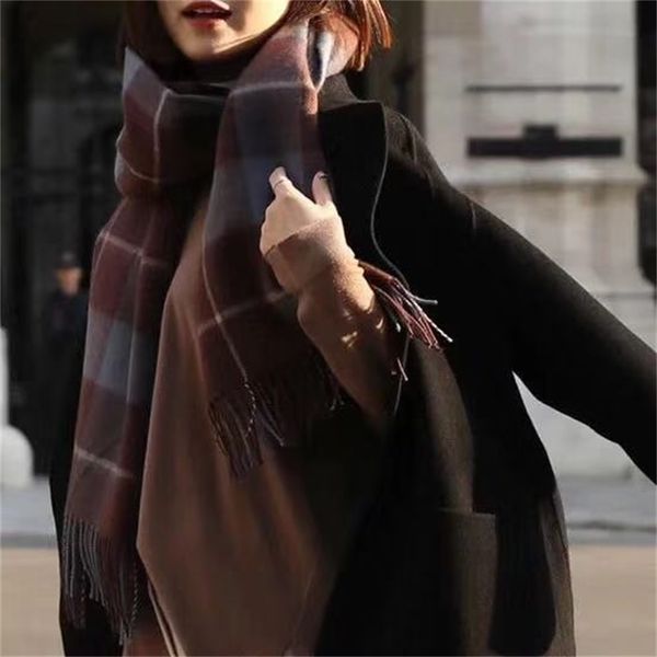 brand east gate classic british plaid tassel scarf women's autumn and winter brand version versatile thickened warm shawl klwe, Blue;gray
brand east gate classic british plaid tassel scarf women's autumn and winter brand version versatile thickened warm shawl klwe, Blue;gray