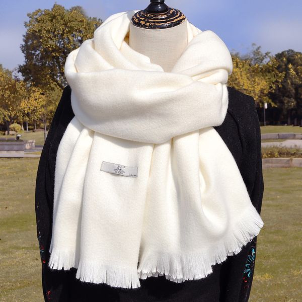 scarf women's winter cashmere thickened east gate protection shawl warm and versatile white black solid neck, Blue;gray
scarf women's winter cashmere thickened east gate protection shawl warm and versatile white black solid neck, Blue;gray