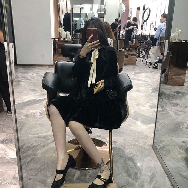 autumn new yamamoto style platycodon temperament small black women show thin french minority dress, Black;gray
autumn new yamamoto style platycodon temperament small black women show thin french minority dress, Black;gray