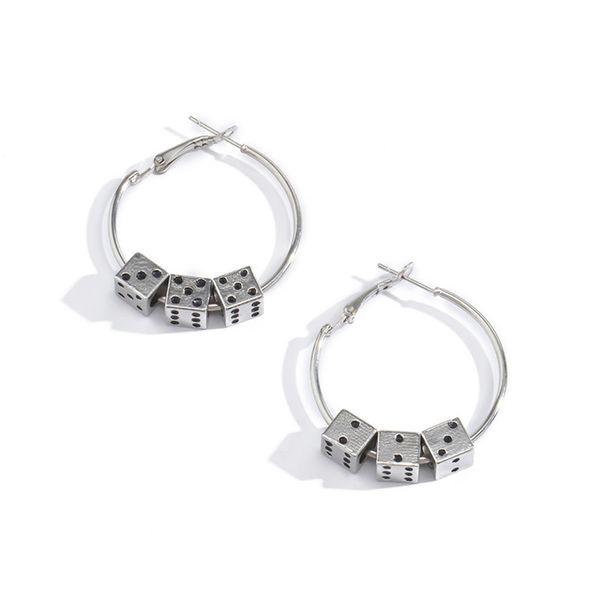10pairs/lot europe fashion metal hoop earrings with dice design retro circle ear drop women party cool style dangle earring jewelry, Golden;silver
10pairs/lot europe fashion metal hoop earrings with dice design retro circle ear drop women party cool style dangle earring jewelry, Golden;silver