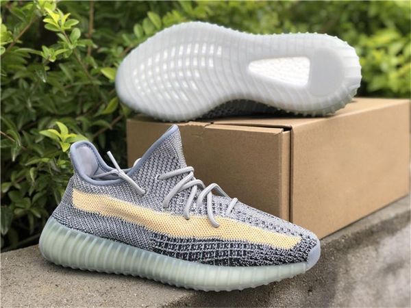 2020 released authentic v2 ash blue zebra core black red static cinder reflective kanye west man woman shoes sports sneakers with box
2020 released authentic v2 ash blue zebra core black red static cinder reflective kanye west man woman shoes sports sneakers with box