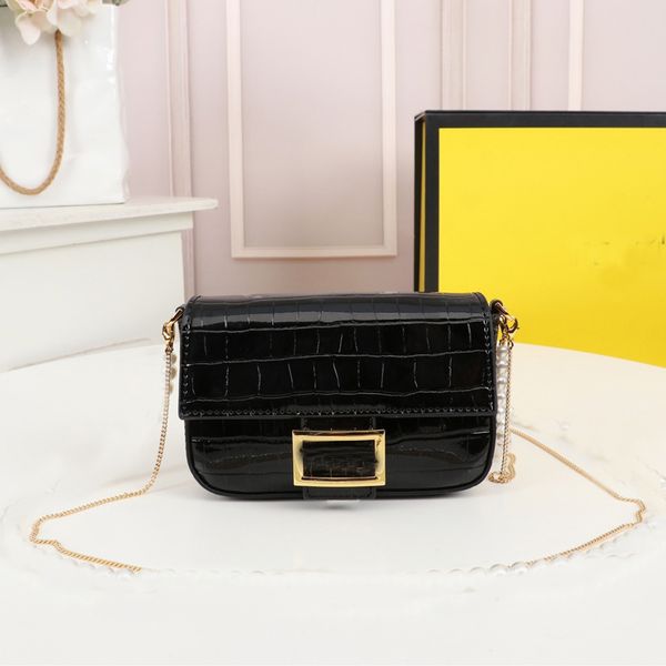 mini leather shoulder bag cross body chains messenger bags flap pouch women wallet purse metal chain crocodile purse wallets sling pouches g
mini leather shoulder bag cross body chains messenger bags flap pouch women wallet purse metal chain crocodile purse wallets sling pouches g