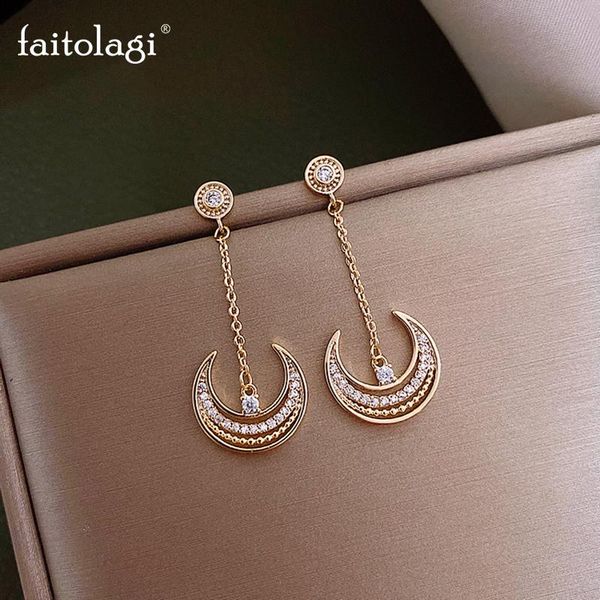 Unique Moon Pendant Tassel Drop Earrings Shine Rhinestone Hollow Crescent Hanging Dangle Earrings For Women Wedding Jewelry, Silver
Unique Moon Pendant Tassel Drop Earrings Shine Rhinestone Hollow Crescent Hanging Dangle Earrings For Women Wedding Jewelry, Silver