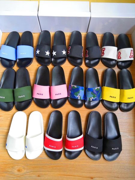 fashion slide sandals slippers for men women with original box designer beach flip flops slipper quality, Black
fashion slide sandals slippers for men women with original box designer beach flip flops slipper quality, Black